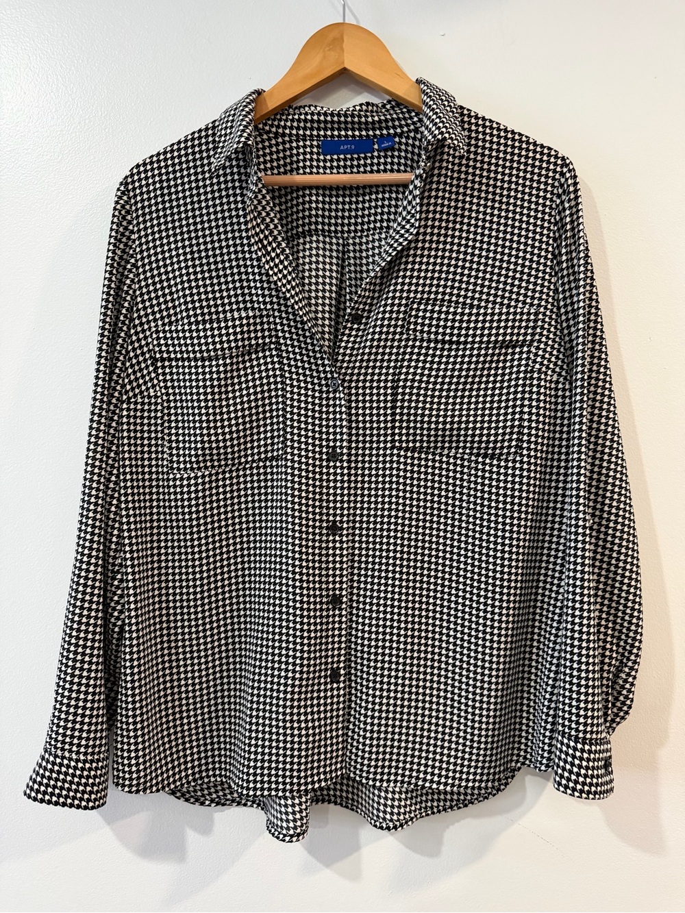 Apt 9 Blouse Size Large